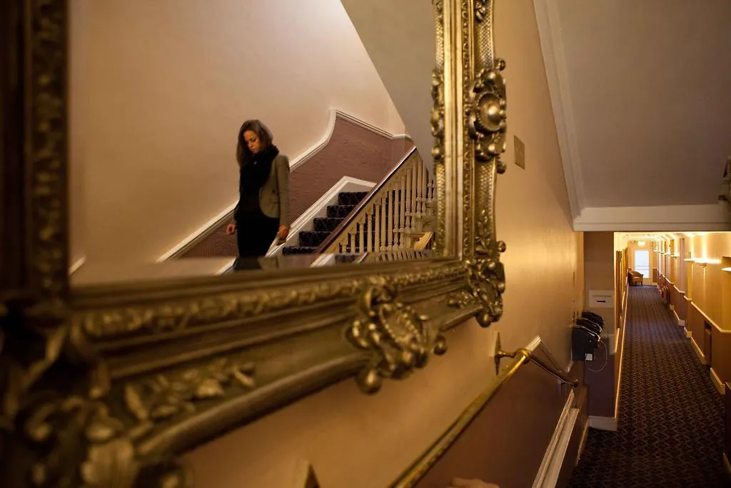 *** Hotel The Charles Stewart Guesthouse Dublin Ireland